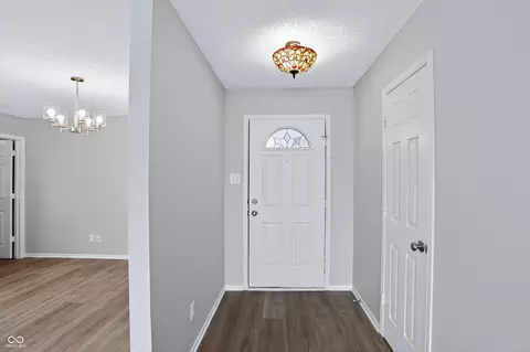 8320 S Evening Dr, Pendleton, IN 46064 photo 16