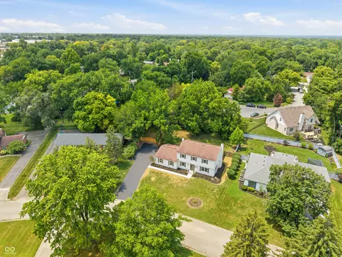 View/Area - 7340 Cape Cod Cir, Indianapolis, IN 46250 photo 2 of 3