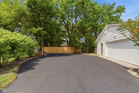 Exterior - 7340 Cape Cod Cir, Indianapolis, IN 46250 photo 6 of 8