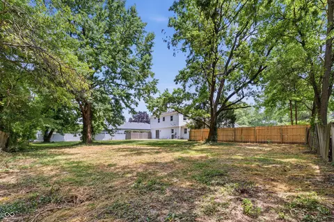 Exterior - 7340 Cape Cod Cir, Indianapolis, IN 46250 photo 7 of 8