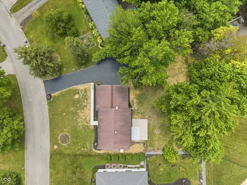 View/Area - 7340 Cape Cod Cir, Indianapolis, IN 46250 photo 3 of 3