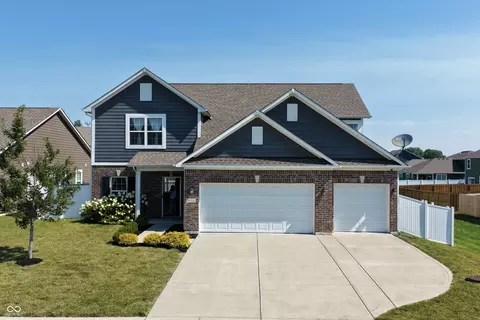 9122 Hemingway Dr, Indianapolis, IN 46239