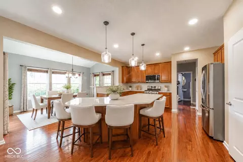 5825 Somerset Blvd E, Bargersville, IN 46106