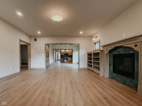 Living - 403 Main, Hope, IN 47246 photo 6 of 7