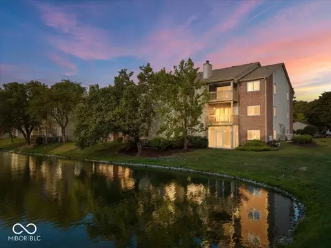 12519 Timber Creek Dr UNIT 11, Carmel, IN 46032