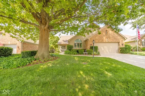 7260 River Gln, Fishers, IN 46038