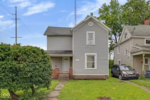 2804 S Elm St, Muncie, IN 47302