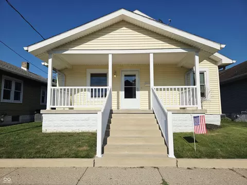 1018 S West St, Shelbyville, IN 46176