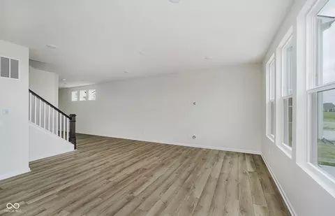 Living - 2588 Madison Ln, Plainfield, IN 46168 photo 2 of 2