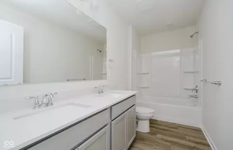Bath - 2588 Madison Ln, Plainfield, IN 46168 photo 3 of 3