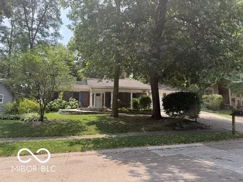 17 Sleepy Hollow Ln, Carmel, IN 46032