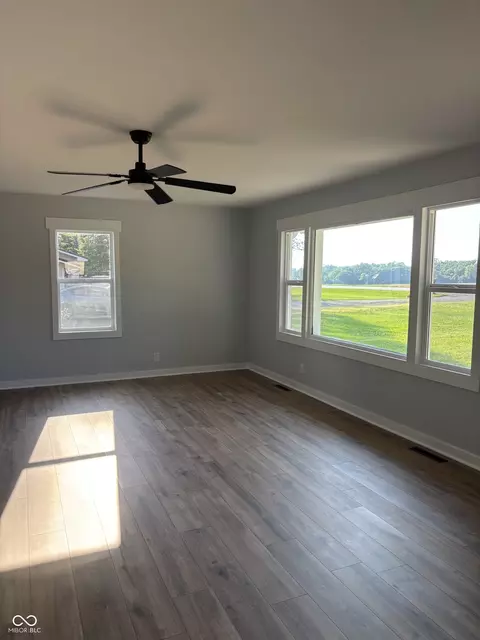 Living - 13331 E 25th St, Columbus, IN 47203 photo 1 of 2
