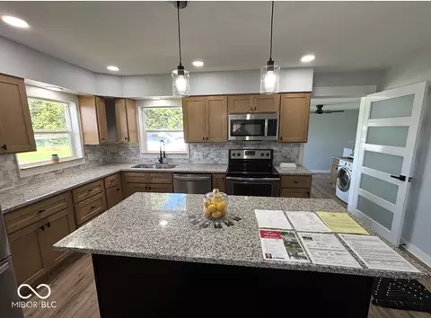 Kitchen - 13331 E 25th St, Columbus, IN 47203 photo 2 of 4