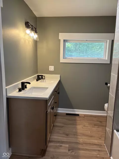 Bath - 13331 E 25th St, Columbus, IN 47203 photo 1 of 3