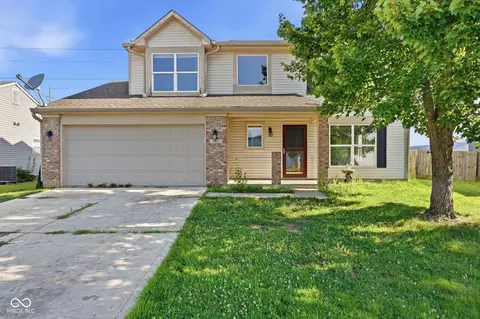 6660 Colleens Way, Indianapolis, IN 46221