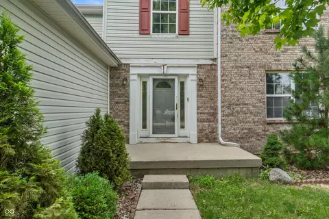 8546 Walden Trace Ct, Indianapolis, IN 46278