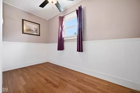 Bedroom - 400 E State St, Pendleton, IN 46064 photo 4 of 5