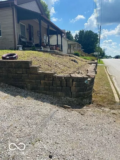 5232 E Us Highway 40, Greencastle, IN 46135