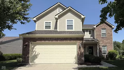 13261 Ashwood Dr, Fishers, IN 46038