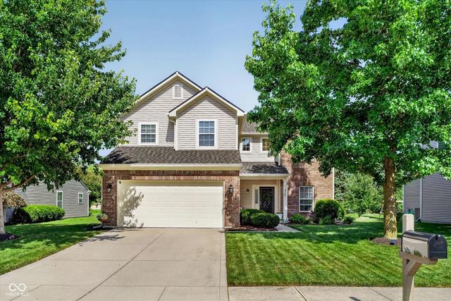 13261 Ashwood Dr, Fishers, IN 46038
