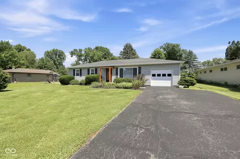 342 Woodview Dr, Noblesville, IN 46060