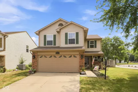 7713 Lake Vista Ln, Indianapolis, IN 46217