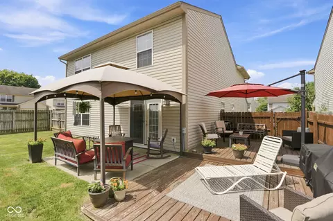 7713 Lake Vista Ln, Indianapolis, IN 46217