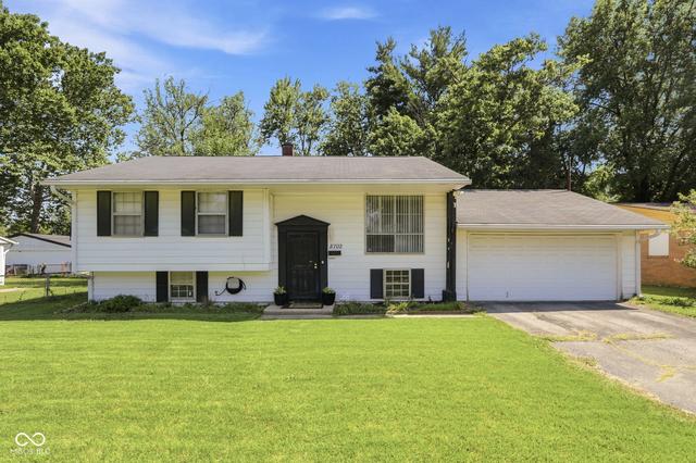 5702 Windmill Dr, Indianapolis, IN 46254