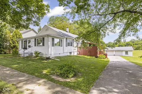 915 S Home Ave, Franklin, IN 46131