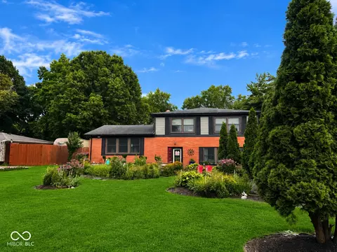 4825 Kessler Boulevard East Dr, Indianapolis, IN 46220