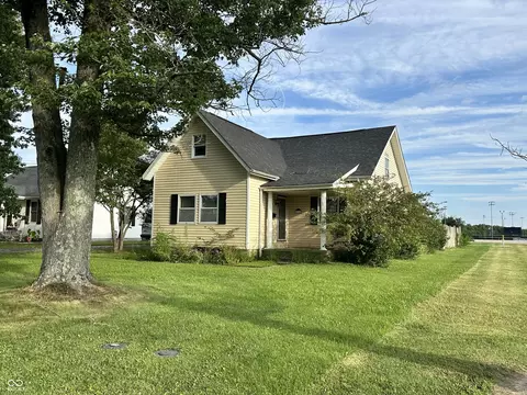 277 E Main St, Austin, IN 47102 photo 1
