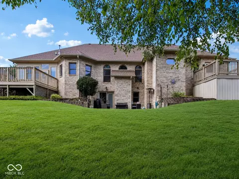 6635 E Ridgeview Ct, Mooresville, IN 46158