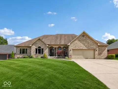 6635 E Ridgeview Ct, Mooresville, IN 46158