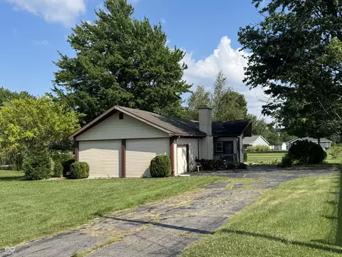 67 SW Santee Dr, Greensburg, IN 47240