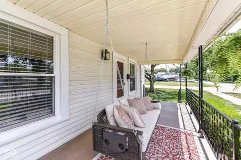 509 E 8th St, Sheridan, IN 46069 photo 3