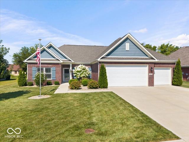 3722 S Meadows Ln, New Palestine, IN 46163