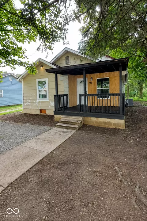 710 S State, Greenfield, IN 46140