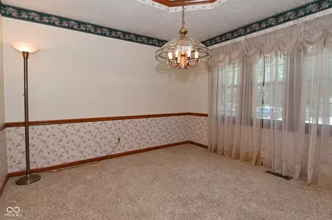 675 Caesar Dr, Avon, IN 46123 photo 7