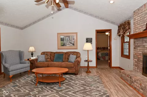 675 Caesar Dr, Avon, IN 46123 photo 18