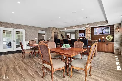 Dining - 8264 W Fall Creek Dr, Pendleton, IN 46064 photo 4 of 5