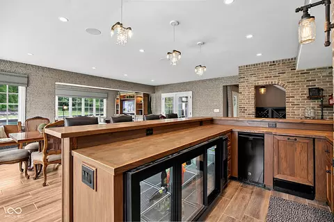 Kitchen - 8264 W Fall Creek Dr, Pendleton, IN 46064 photo 7 of 8