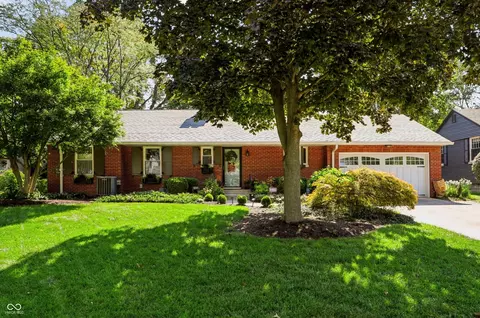 5945 Gladden Dr, Indianapolis, IN 46220