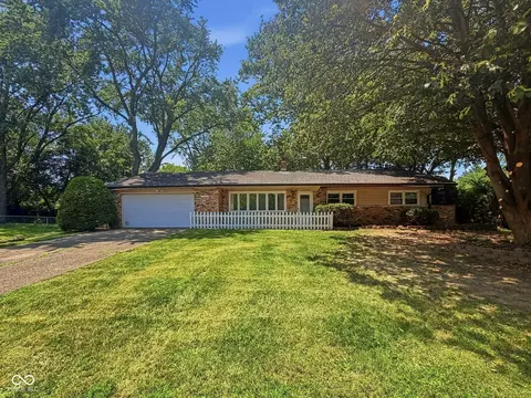 7962 Stafford Ln, Indianapolis, IN 46260