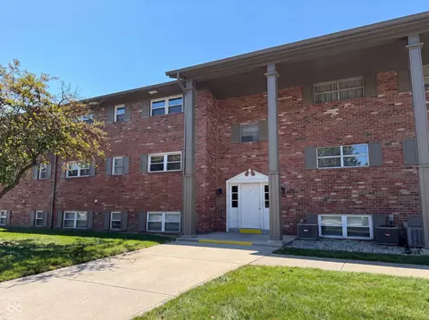 3135 E 52nd St UNIT E, Indianapolis, IN 46205
