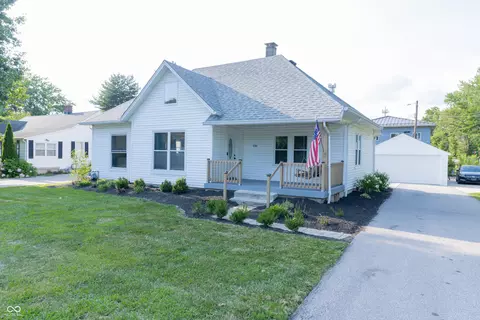 138 South St, Southport, IN 46227