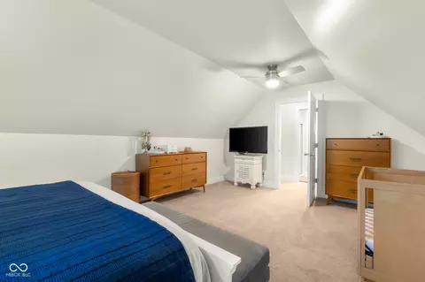 Bedroom - 802 25th, Columbus, IN 47201 photo 7 of 8
