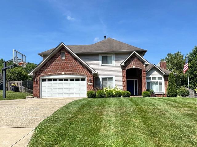 317 Edgewood Pl E, Anderson, IN 46011