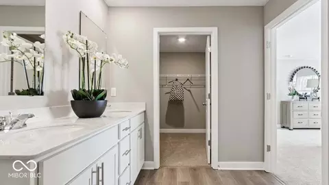 Entry Way - 5757 Bancroft Dr, Pendleton, IN 46064 photo 15 of 19