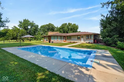 Exterior - 1220 S State Road 67, Pendleton, IN 46064 photo 11 of 22