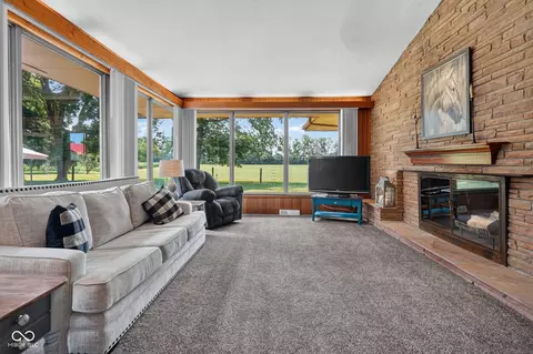 Living - 1220 S State Road 67, Pendleton, IN 46064 photo 2 of 5